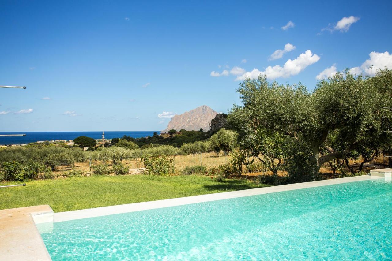 Villa Maria Una Finestra Sul Mare Valderice Exterior foto